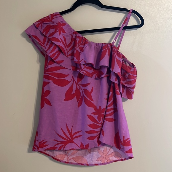 Old Navy Fuschia/Pink Floral One Shoulder Blouse - Picture 5 of 6